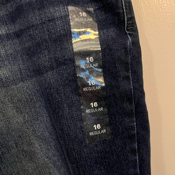 Maurices Deep Indigo Flare Jeans - Picture 5 of 5